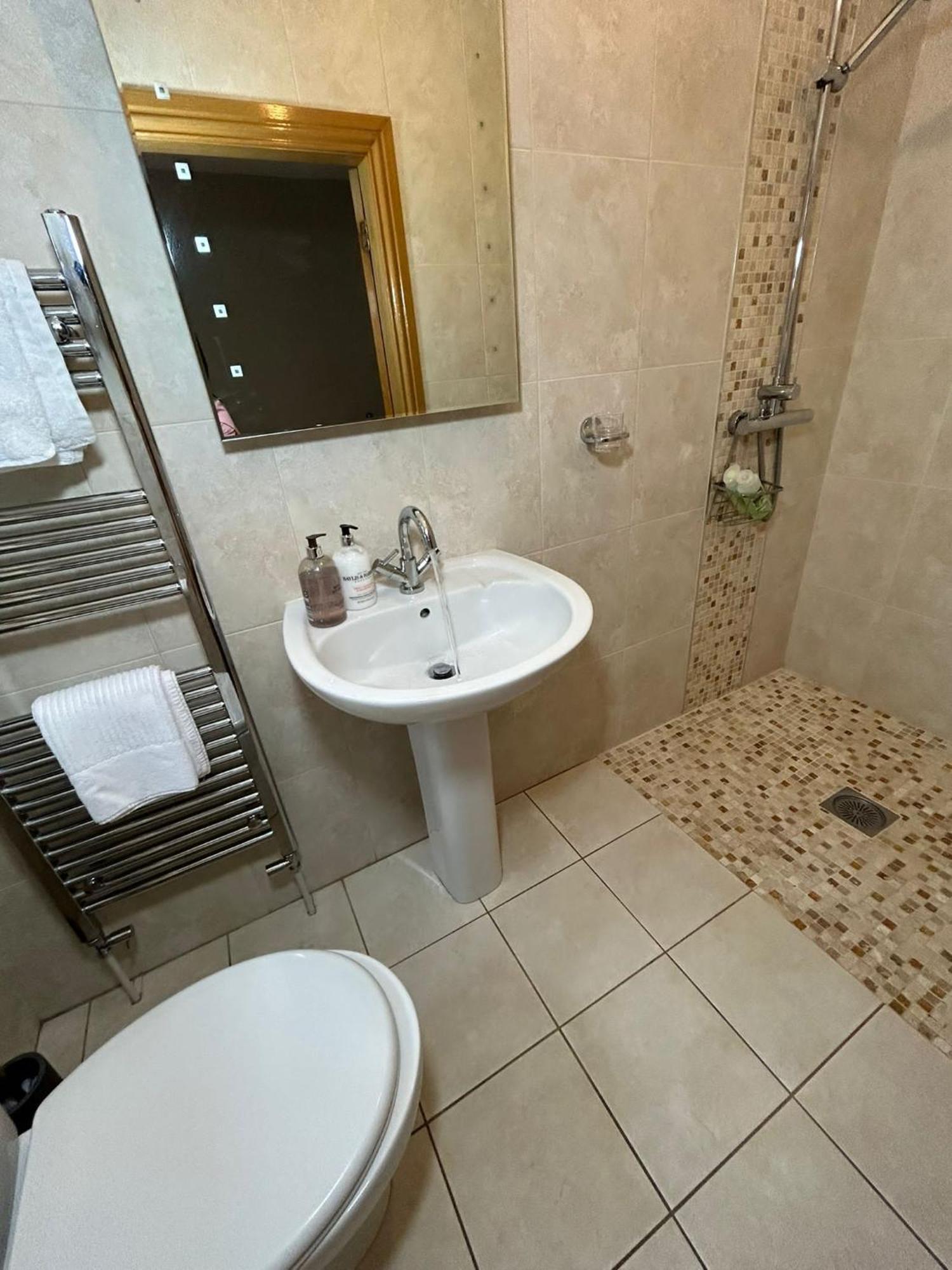 Dunhill Cottage B&B Hillsborough Ruang foto